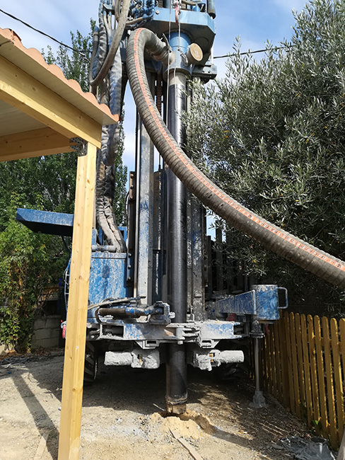 Máquina de perforación en campo